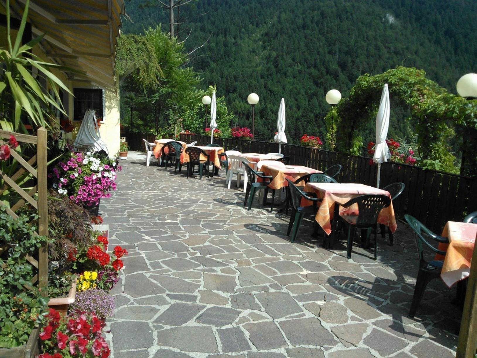 Hotel Aurora Molveno Buitenkant foto
