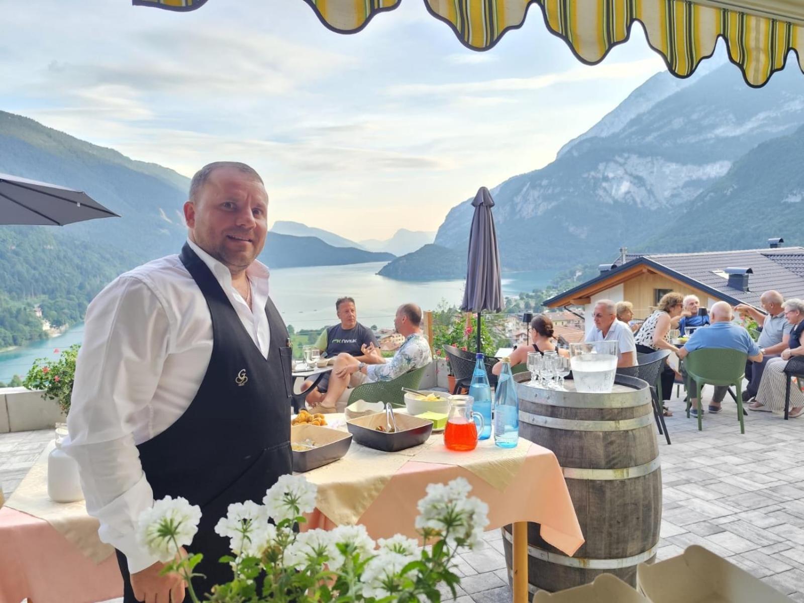 Hotel Aurora Molveno Buitenkant foto