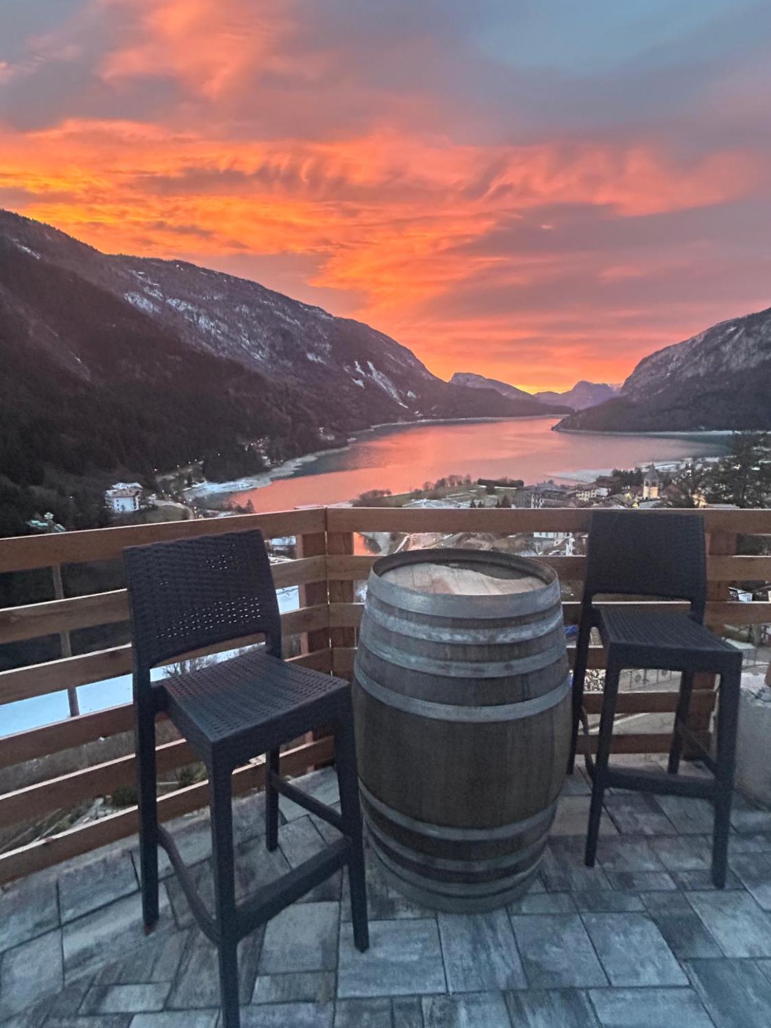 Hotel Aurora Molveno Buitenkant foto