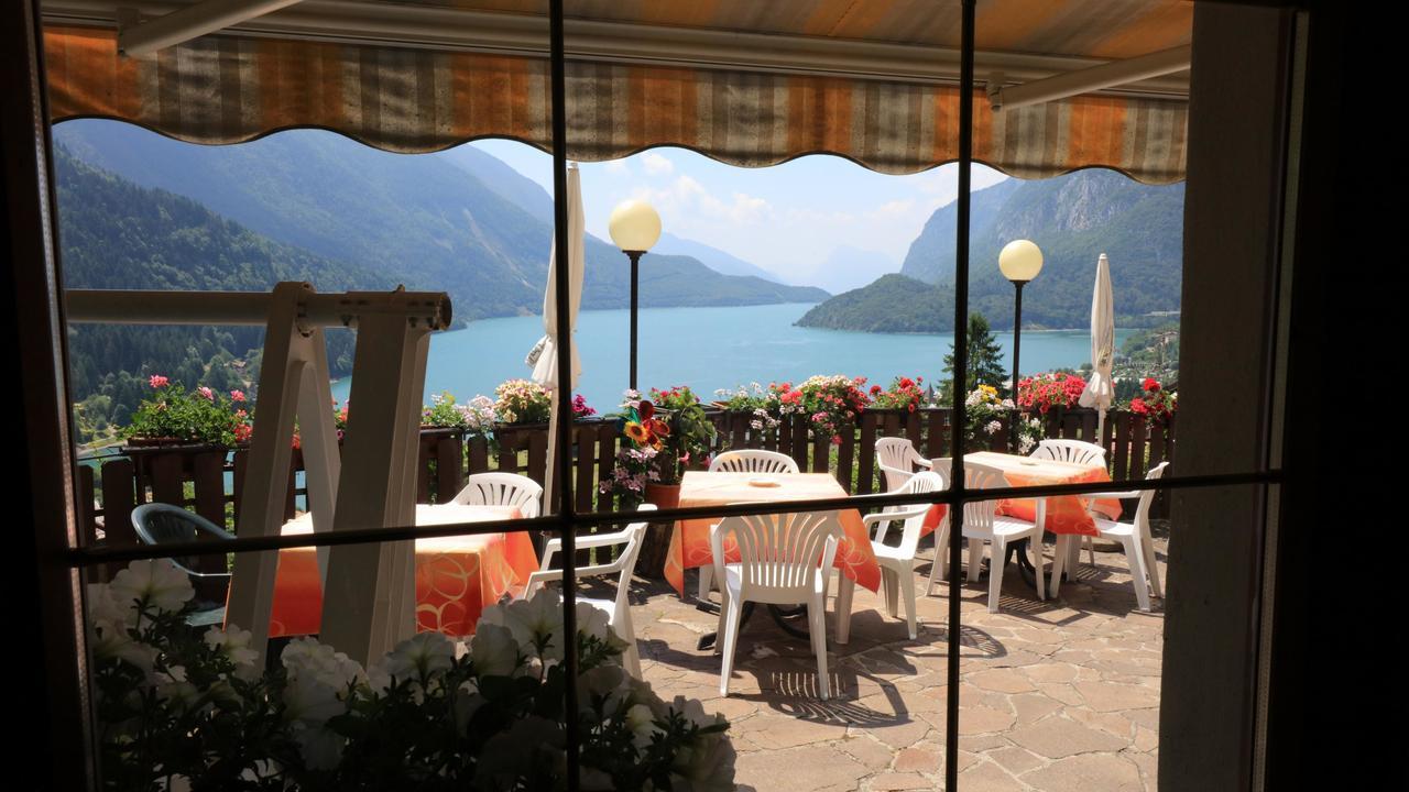 Hotel Aurora Molveno Buitenkant foto